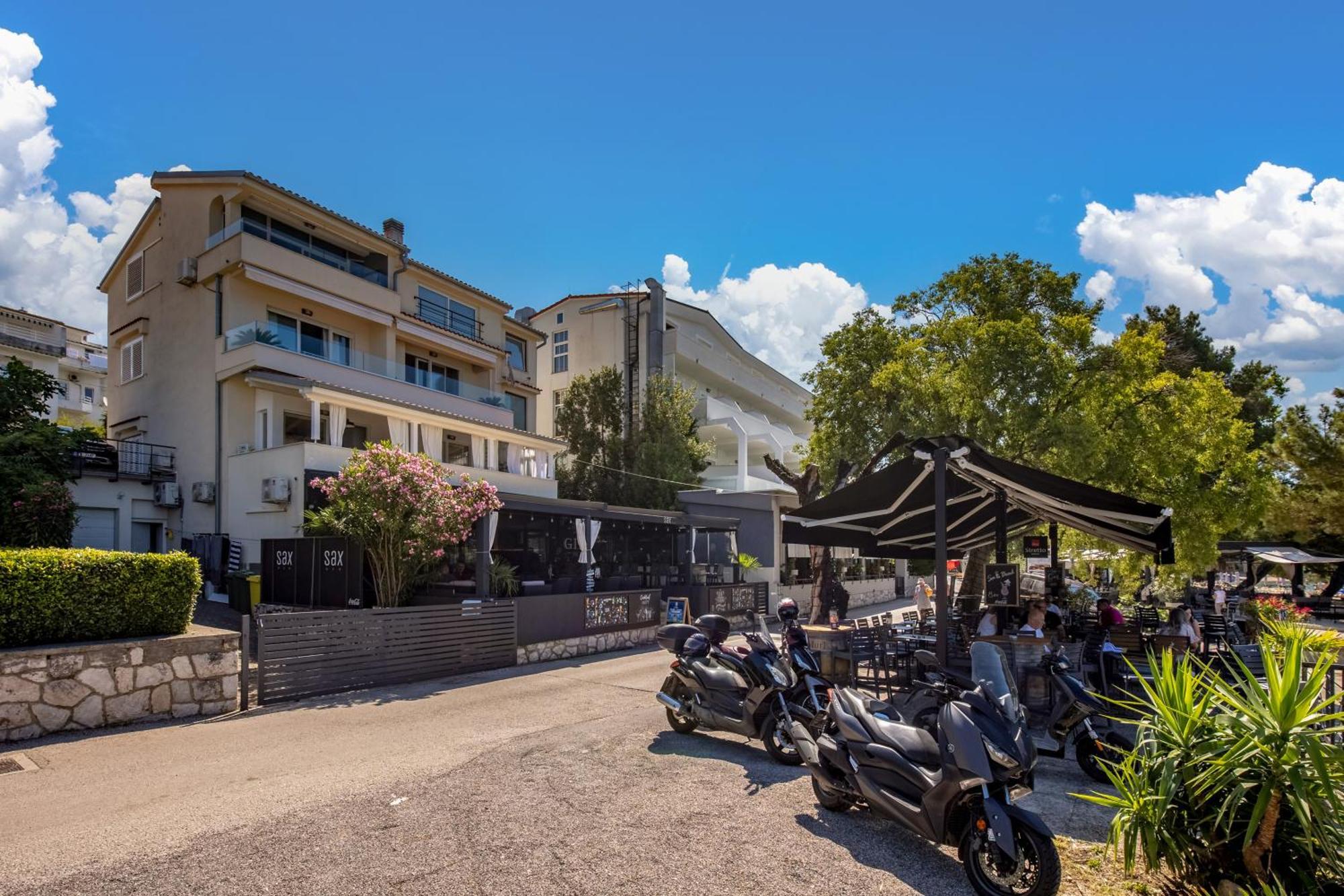 Apartments Sax Crikvenica Exterior foto